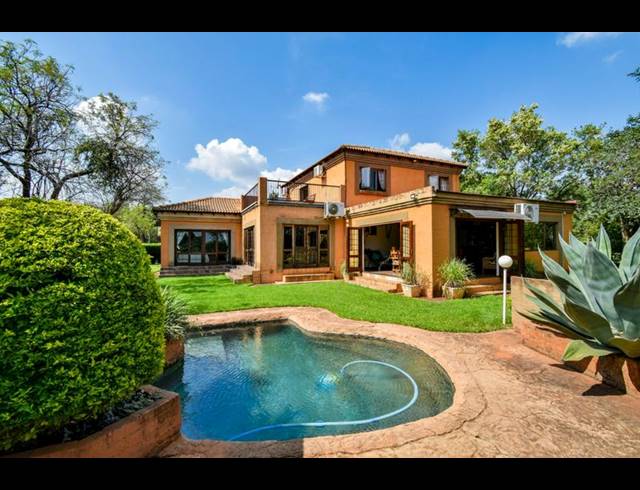 FARM FOR SALE IN KAMEELDRIFT EAST
